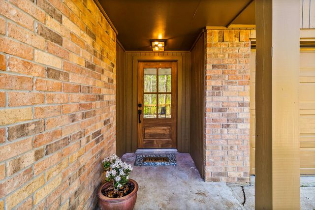 2214 Easley Circle, Huntsville, TX 77320