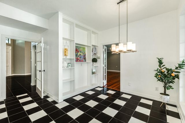 113 Rosewood Street, Lake Jackson, TX 77566