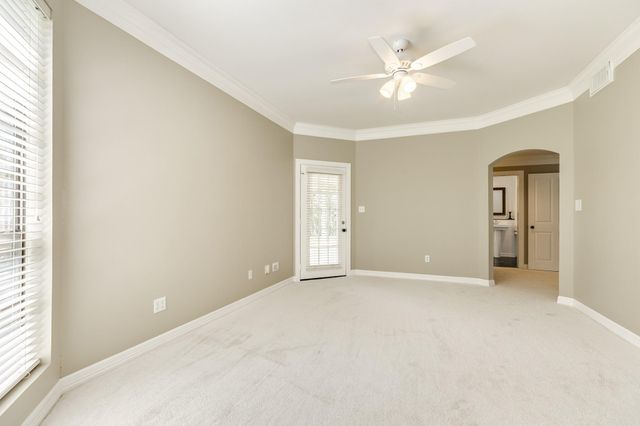 113 Rosewood Street, Lake Jackson, TX 77566