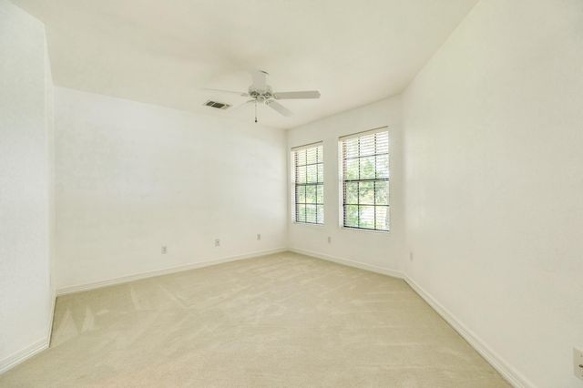 113 Rosewood Street, Lake Jackson, TX 77566