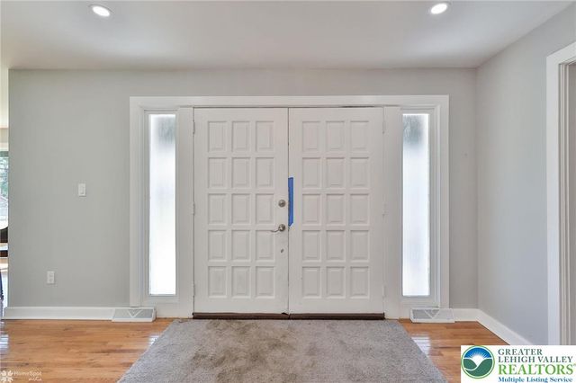 380 South Cedar Crest Boulevard, Emmaus Boro, PA 18103