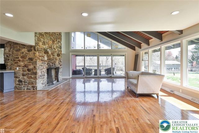 380 South Cedar Crest Boulevard, Emmaus Boro, PA 18103