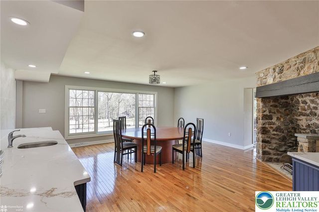 380 South Cedar Crest Boulevard, Emmaus Boro, PA 18103
