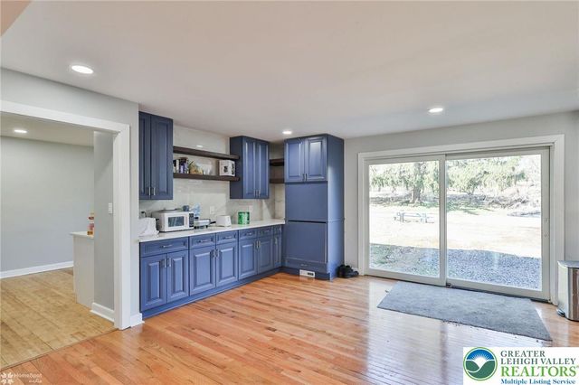 380 South Cedar Crest Boulevard, Emmaus Boro, PA 18103