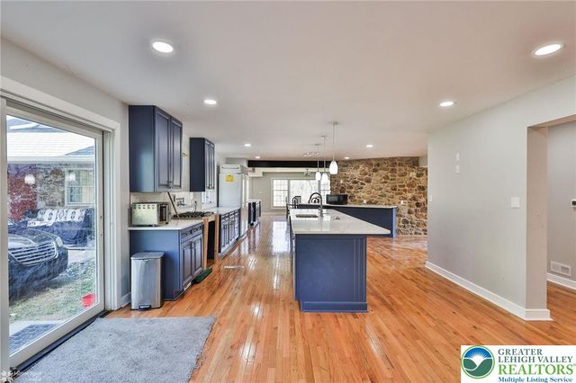 380 South Cedar Crest Boulevard, Emmaus Boro, PA 18103