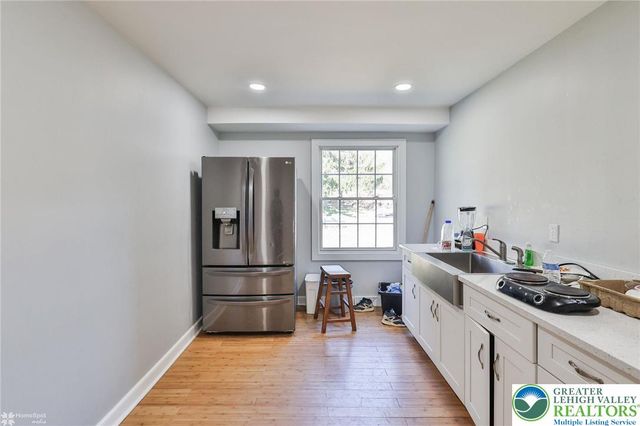 380 South Cedar Crest Boulevard, Emmaus Boro, PA 18103