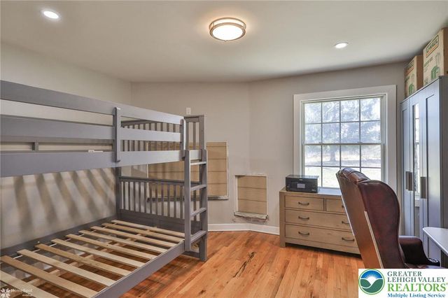 380 South Cedar Crest Boulevard, Emmaus Boro, PA 18103