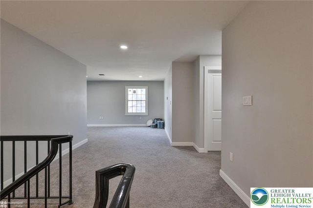 380 South Cedar Crest Boulevard, Emmaus Boro, PA 18103