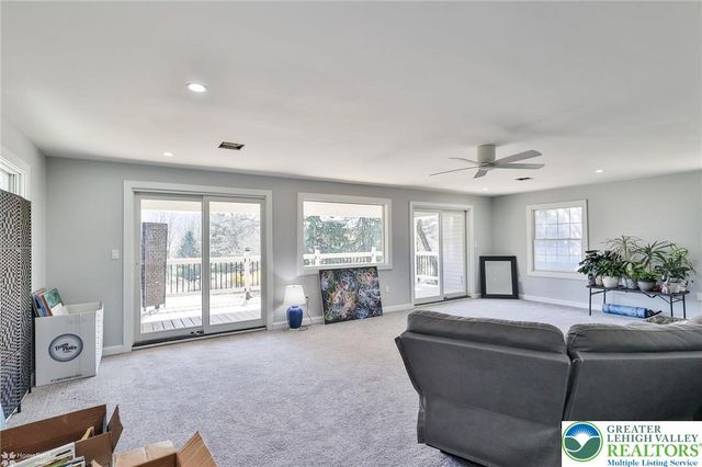 380 South Cedar Crest Boulevard, Emmaus Boro, PA 18103