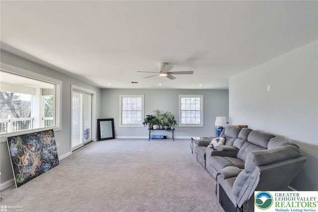 380 South Cedar Crest Boulevard, Emmaus Boro, PA 18103
