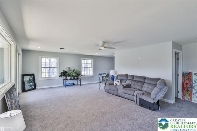 380 South Cedar Crest Boulevard, Emmaus Boro, PA 18103