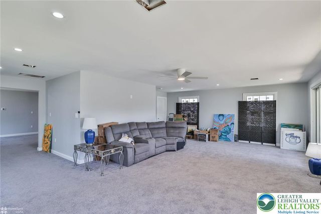 380 South Cedar Crest Boulevard, Emmaus Boro, PA 18103