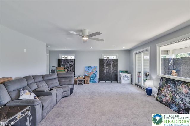 380 South Cedar Crest Boulevard, Emmaus Boro, PA 18103