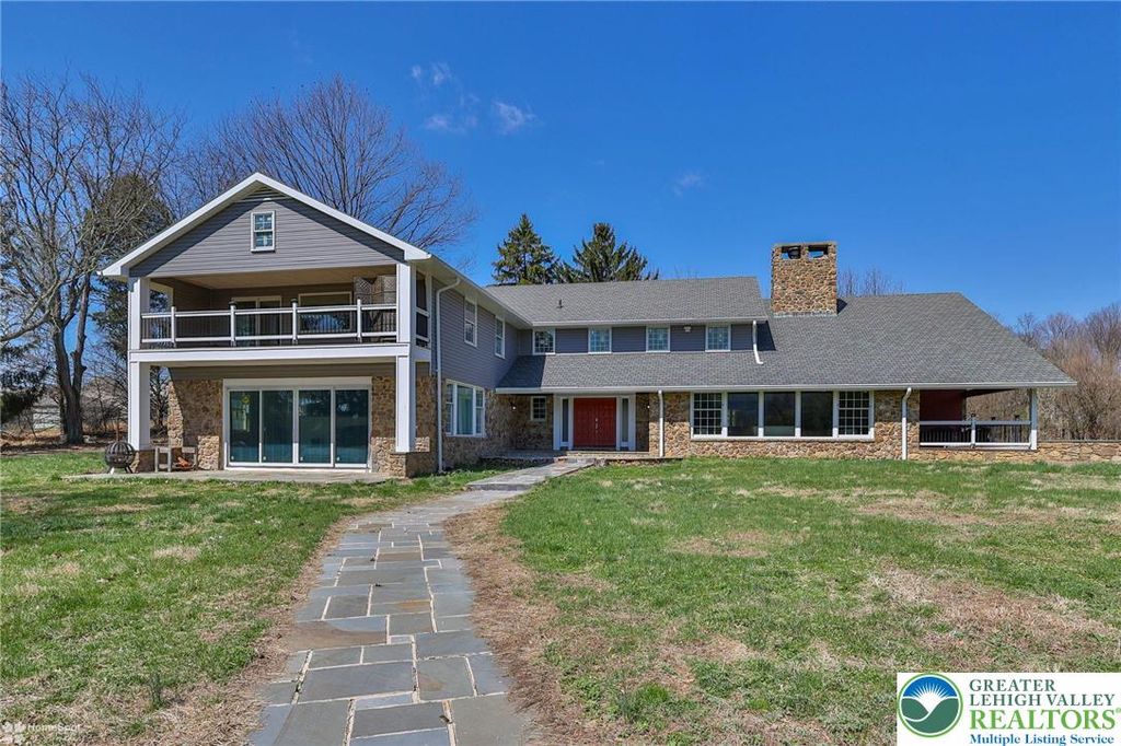 380 South Cedar Crest Boulevard, Emmaus Boro, PA 18103