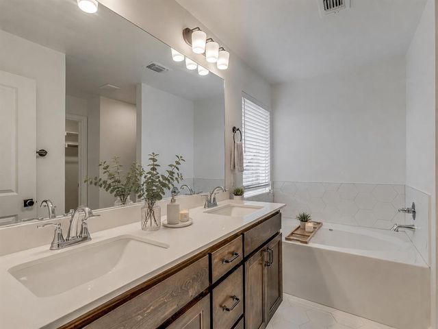 3717 NW 177th Street, Edmond, OK 73012