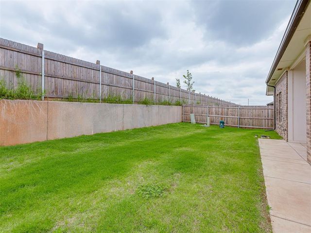 3717 NW 177th Street, Edmond, OK 73012