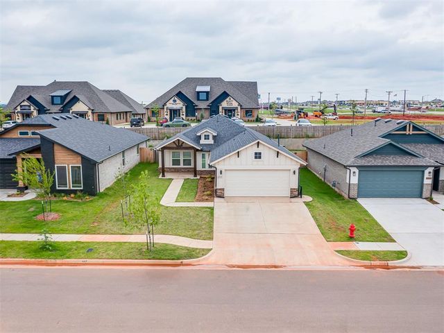 3717 NW 177th Street, Edmond, OK 73012