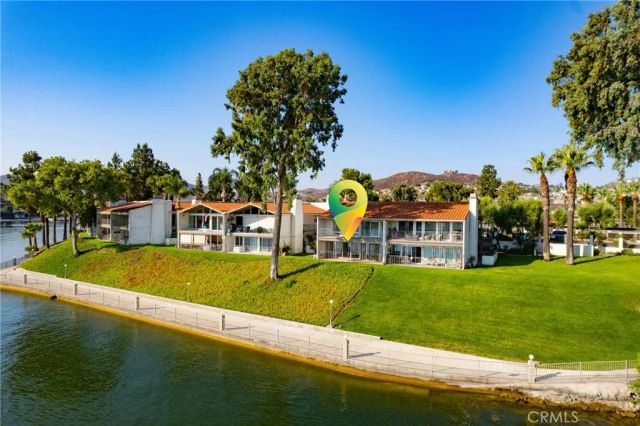 22054 Treasure Island, Canyon Lake, CA 92587