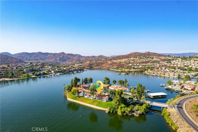 22054 Treasure Island, Canyon Lake, CA 92587