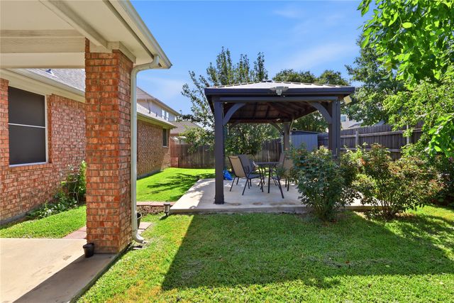 2816 Calico Rock Drive, Fort Worth, TX 76131