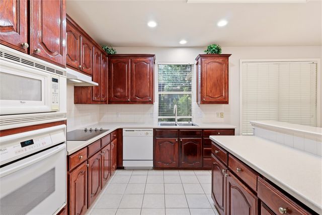2816 Calico Rock Drive, Fort Worth, TX 76131