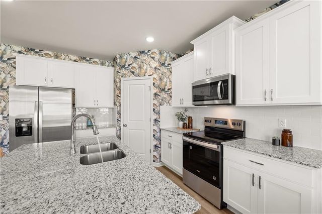 606 Trabert Avenue Avenue, Conyers, GA 30094