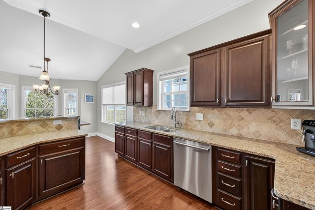 11 Cedarcrest Court, Simpsonville, SC 29680