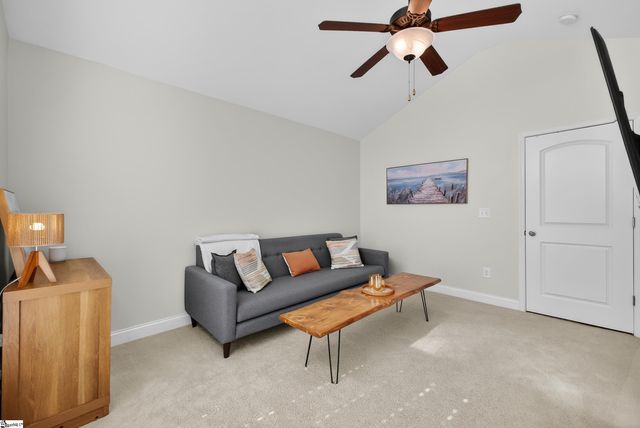 11 Cedarcrest Court, Simpsonville, SC 29680