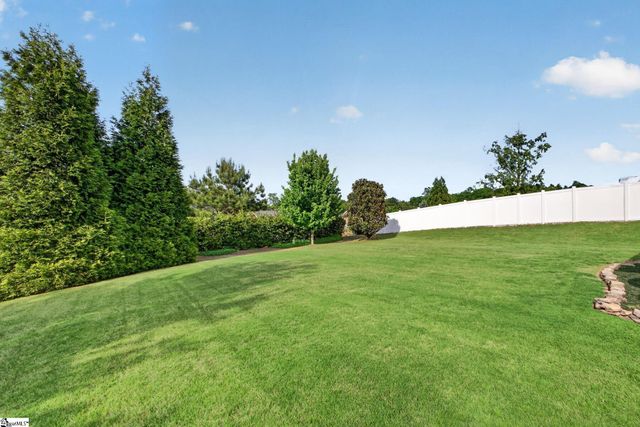 11 Cedarcrest Court, Simpsonville, SC 29680
