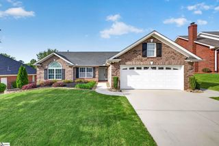 11 Cedarcrest Court, Simpsonville, SC 29680