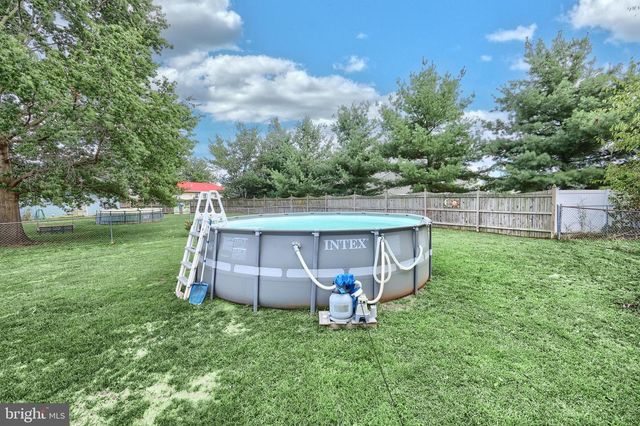 21 BONNIEFIELD CIR, Gettysburg, PA 17325