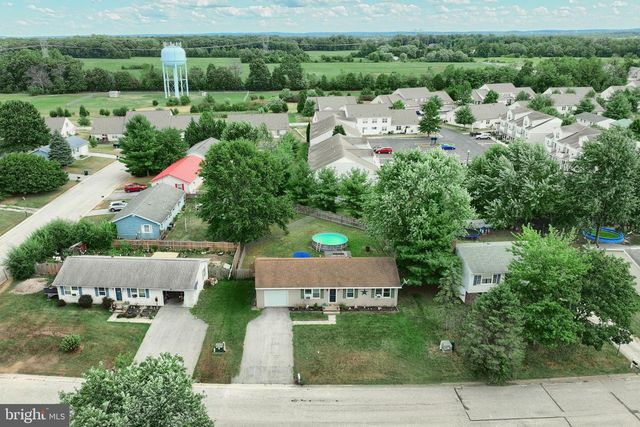 21 BONNIEFIELD CIR, Gettysburg, PA 17325