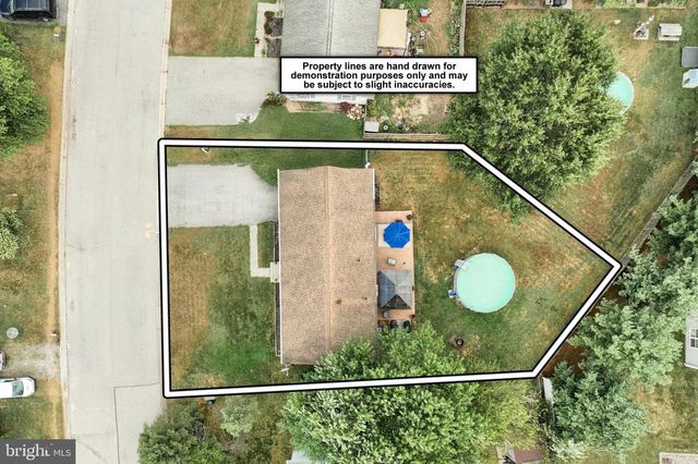 21 BONNIEFIELD CIR, Gettysburg, PA 17325