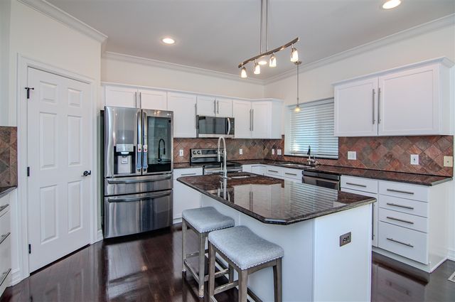 7764 Pietrasiuk Court, Ypsilanti, MI 48197