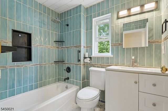 79 Roseland Ave 89, Caldwell Boro Twp., NJ 07006