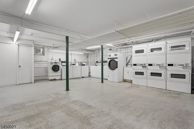 79 Roseland Ave 89, Caldwell Boro Twp., NJ 07006