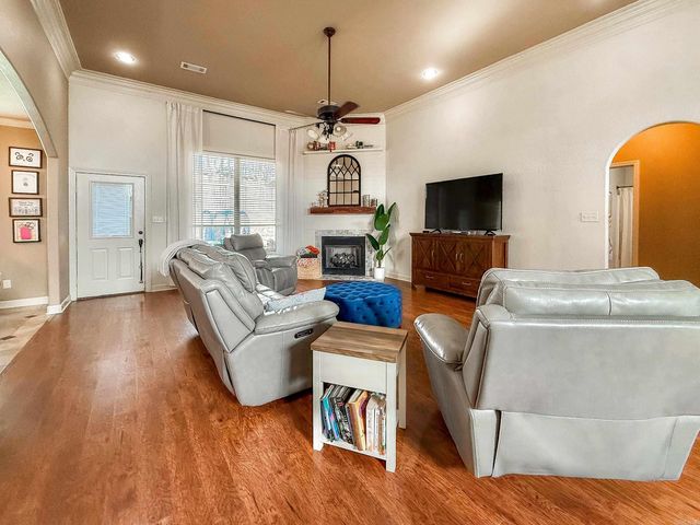 542 Scarlet Oaks Drive, Benton, AR 72019