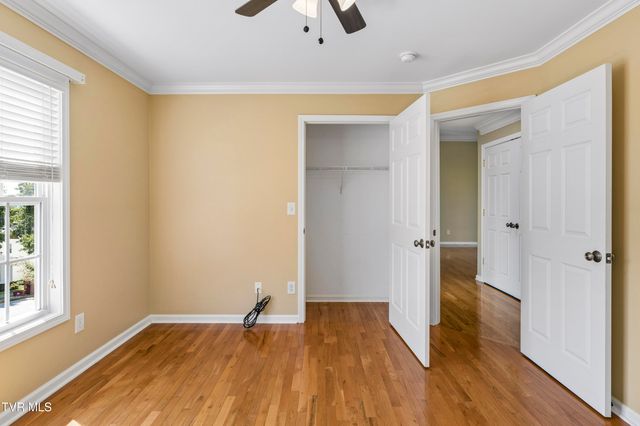 17 Taylor Ridge Court, Johnson City, TN 37601