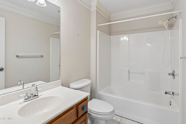17 Taylor Ridge Court, Johnson City, TN 37601