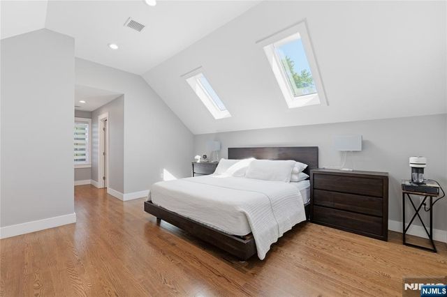 307 Farview Avenue, Paramus, NJ 07652
