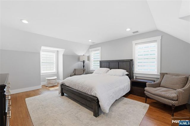 307 Farview Avenue, Paramus, NJ 07652