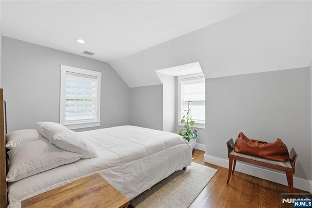 307 Farview Avenue, Paramus, NJ 07652