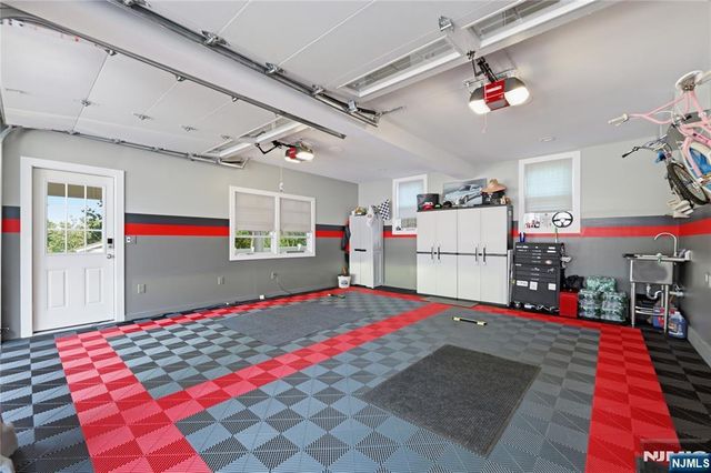 307 Farview Avenue, Paramus, NJ 07652