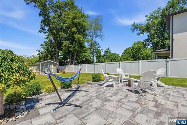 307 Farview Avenue, Paramus, NJ 07652
