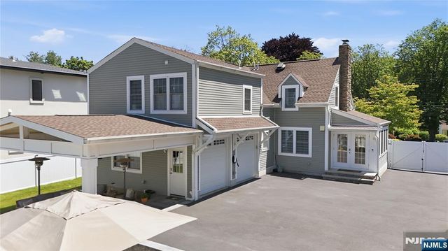 307 Farview Avenue, Paramus, NJ 07652