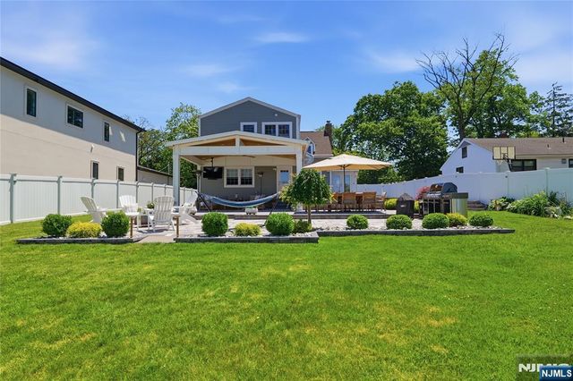 307 Farview Avenue, Paramus, NJ 07652