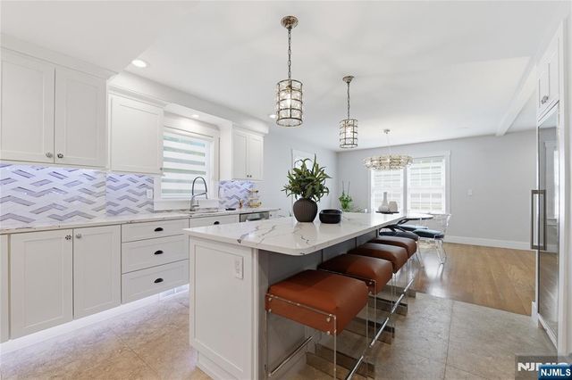307 Farview Avenue, Paramus, NJ 07652