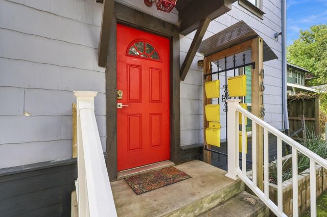 4618 Mckinney Street 3, Houston, TX 77023