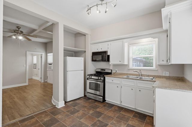 4618 Mckinney Street 3, Houston, TX 77023