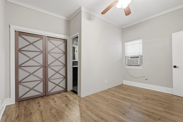 4618 Mckinney Street 3, Houston, TX 77023